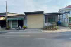 Bán nhà mặt phố DT 133m2 mặt tiền đường Hùng Vương, xã Vĩnh Thanh, Nhơn Trạch giá hời.