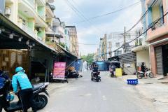 Bán nhà Hẻm nhựa 8m Lê Văn Quới - Gò Xoài, DT: 8x19m, Cấp 4 -  tiện xây, giá 12.9 tỷ.