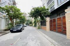 Bán nhà  phân lô Lạc Long Quân thang máy - kinh doanh –văn phòng 96 M 6tầng 27.2 tỷ