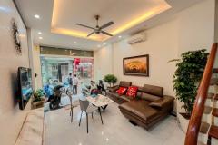 bán nhà bùi xương trạch 4 tầng hà nội  ,dt 70m2 giá 24ty  bàn giao fun nội thất
