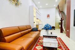 Bán nhà đẹp gần ôtô 34m2 4tầng mặt tiền 4.1m hơn 6 tỷ Cầu Giấy