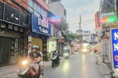 MẶT PHỐ HỒ ĐẮC DI – LÔ GÓC TỬ HUYỆT THƯƠNG MẠI <br />
10m mặt tiền như dao phay – cắt ngang