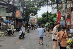 Bán gấp giá rẻ nhà ô tô, kinh doanh sầm uất 77m, 3 tầng, mặt tiền 5m, 8.1 tỷ Sóc Sơn,