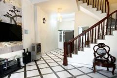 BÁN Nhà 2 tầng Lạc Long Quân  – gần Hồ Tây GIÁ 10TY DT 45m2 LH 083.2865.116