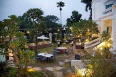 Bán căn biệt thự view sông Hồng và cầu Long Biên đang KD homestay diện tích 1329m 150 tỷ