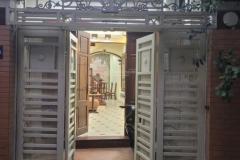 Cho thuê nhà Phố Nguyễn Khang, 55m2 x 4 tầng, 5PN, 18 Triệu ở nhóm 10 người, VP cty