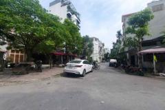Siêu phẩm Lâm Hạ view vườn hoa, 81m x 5 tầng, mặt tiền 6m, vỉa hè, 3 ôtô tránh nhau