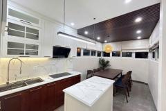 MP Hoa Bằng - Kinh Doanhi - Thang Máy - Gara Ô Tô DT 62m2 7 tầng MT 3.3m Giá 26.5 tỷ