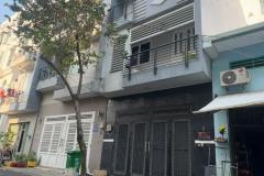 Bán nhà Quận 7 đường số 3 khu Lý Phục Man  dt 6x25m, 2 lầu.