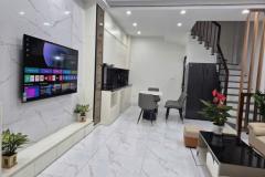Bán nhà Xuân La – 58m² x 5 tầng, thang máy, ô tô đỗ cửa, thoáng trước sau, kinh doanh,