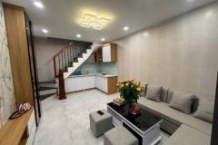 Cần bán nhà 5 tầng 20m ô tô đỗ rẻ nhất thị trường tại Minh Khai, HBT