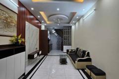 Tư Đình - Nhà 5 tầng 38m2 - Ô tô đỗ cửa - chỉ 6.9 tỷ