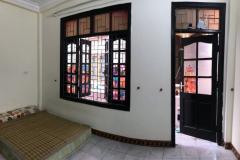 Cho thuê nhà ngõ nông, 69 Hoàng Văn Thái 3 tầng, 30m2, 2 ngủ, 8  Triệu ở gia đình