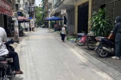 Cho thuê nhà ngõ ô tô tránh Phố Kim Đồng, 35m2 x 2.5 tầng, 2 ngủ, 2 vệ sinh, 6.5 Triệu