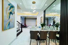 Bán Nhà Giải phóng - HM ,Dt 50m , Giá Hơn 10 Tỷ , oto , Hai Thoáng