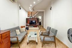 Bán gấp nhà đẹp- Nguyên Hồng - HXH - 74m2 ( 3.4 X19 m ) - 3 tầng -3PN - PL chuẩn