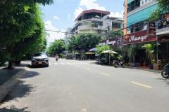 Bán nhà biệt thự Mặt tiền DC11 - Lê Trọng Tấn, 500m tới Aeon, 10x20m, 4 Tầng, 24.9 tỷ.