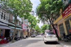 BÁN NHÀ VỊ TRÍ ĐẸP - VỊ TRÍ KINH DOANH CỰC TỐT- GẦN TRƯỜNG ĐẠI HỌC LỚN - DIỆN TÍCH