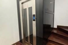 Bán nhà Kim Mã 55m 6 tầng thang máy 13.5 tỷ