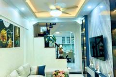 NHÀ HOÀNG QUỐC VIỆT – 40M2 x 5 TẦNG – 2 MẶT THOÁNG – 150M VÀNH ĐAI 2