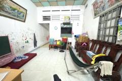Bán Gấp Nhà Cấp 4 Gần Vincom Lê Văn Việt – 60m² – Sổ Riêng – Nở Hậu Đẹp – Chỉ 2.3 Tỷ –