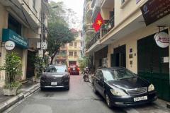 CỰC HIẾM Ô TÔ TRÁNH PHỐ MINH KHAI. KINH DOANH, Ở VIP, GIÁ CHỈ 8.9 TỶ.