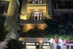 Bán khách sạn 6 tầng 2mt đường  Nguyễn Văn Linh Nam Dương,Hải Châu,sát cầu rồng.