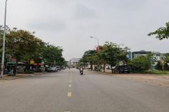 Bán đất Trâu Quỳ, Gia Lâm, 56m2 ô tô, 2 nhà ra trục chính cổng học viện. Lh 0989894845