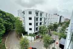 Bán căn nhà liền kề  ngõ 196 Hồ Tùng Mậu, 80m² 6 tầng, thang máy giá 28,8tỷ