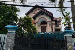 BIỆT THỰ SÂN VƯỜN “ĐẠI GIA” (19.8x25) MẶT TIỀN ĐƯỜNG NGAY CÔNG VIÊN PHẦN MỀM QUANG