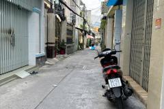 Bán CHDV 13 phòng 85m2 nở hậu lửng 3 lầu Dương Bá Trạc P2Q8