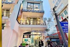 Cho thuê nhà GÓC 2 MẶT TIỀN Trần Cao Vân, Quận 3 - NGAY HỒ CON RÙA