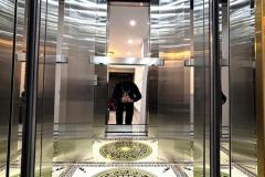 BÁN NHÀ NGỌC KHÁNH THANG MÁY 35M 5 TẦNG MẶT TIỀN 3,3 GIÁ CHÀO 10,5 TY