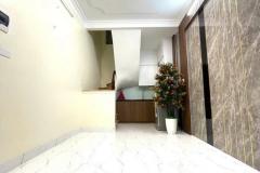 Cho thuê nhà nguyên căn ngõ Lệnh Cư, 20 m² x 5 tầng 3 phòng ngủ khép kín, 8.5 triệu