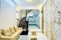 211 Khương trung, 2 thoáng, gần ô tô, nội thất đẹp, sổ vuông, nhà ở luôn