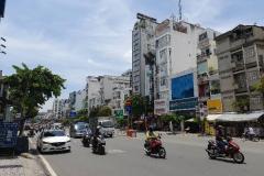 NHÀ HXH 7 CHỖ – NGỦ BÊN TRONG  TRUNG TÂM QUẬN 1  NGUYỄN VĂN CỪ