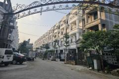 BÁN NHÀ ĐẠI MỖ SÁT VÁCH ĐÔ THỊ - Ô TÔ VÀO NHÀ - 82m2 giá 12 tỷ  KHU VỰC TIỀM NĂNG PHÁT
