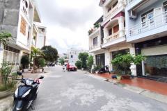 Nhà phân lô 591 Thiên Lôi, 66m 4 tầng, Giá 8.8 tỉ đối diện AEON