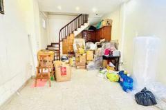 Cho thuê nhà ngõ 9 Vĩnh Hưng, 5 tầng x 35m2, 3 ngủ khép kín, 11 Triệu