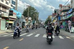 Bán nhà MTKD Trần Bình Trọng BT ngang 13m 800m2 52 PN tiện xây 12 tầng gần chợ 103 tỷ.