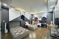 Nhà phân lô Quán Nam, 80m 5 tầng Thang máy - lô góc - đẹp như mới - giá 10.9 tỉ