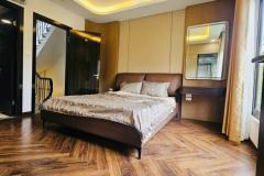 TRẦN DUY HƯNG LÔ GÓC  - THANG MÁY - NHÀ MỚI Dt 49m2 5 tầng mt 7m Giá 13.3 tỷ