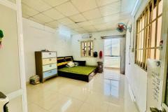 Bán nhà (4x11)HẺM XE TẢI,sổ hồng, Dương bá Trạc khu kinh doanh sầm uất