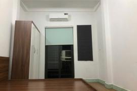 Bán gấp giá rẻ căn hộ tập thể, Giải Phóng 11m/50m, tầng1, mặt tiền 3.4m, 2.07 tỷ Hoàng